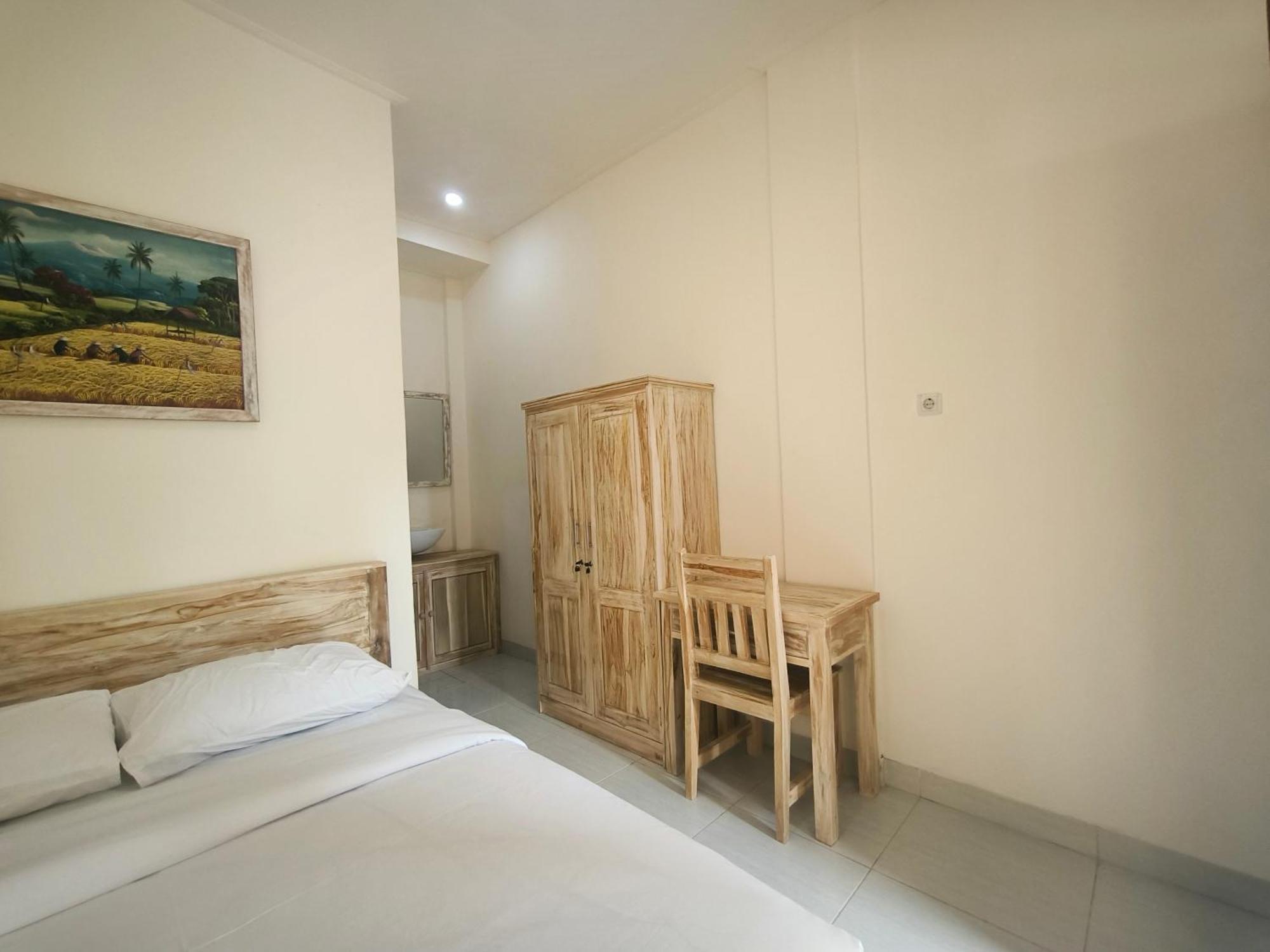 Ken Ken Guest House Seminyak Esterno foto