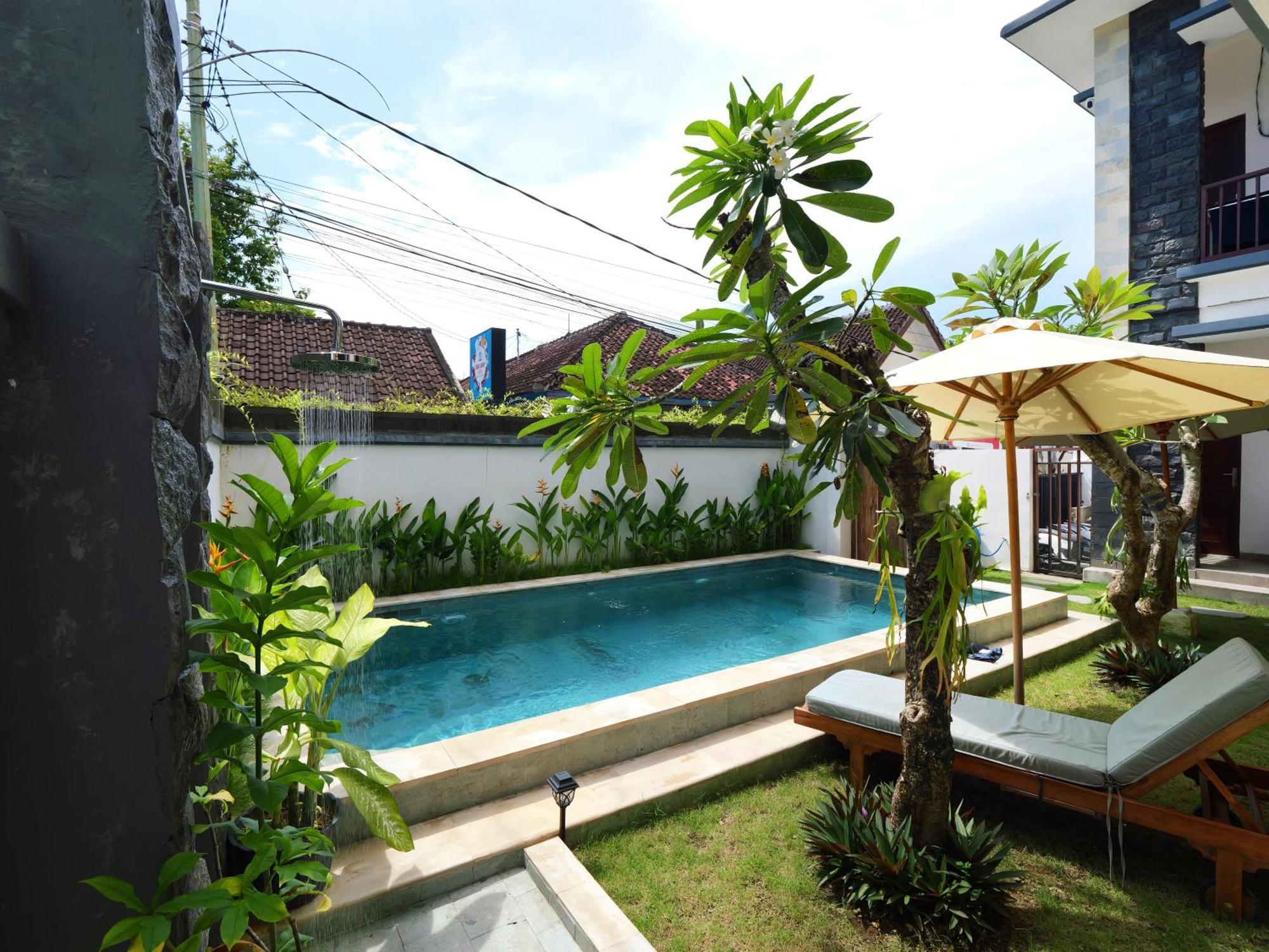 Ken Ken Guest House Seminyak Esterno foto