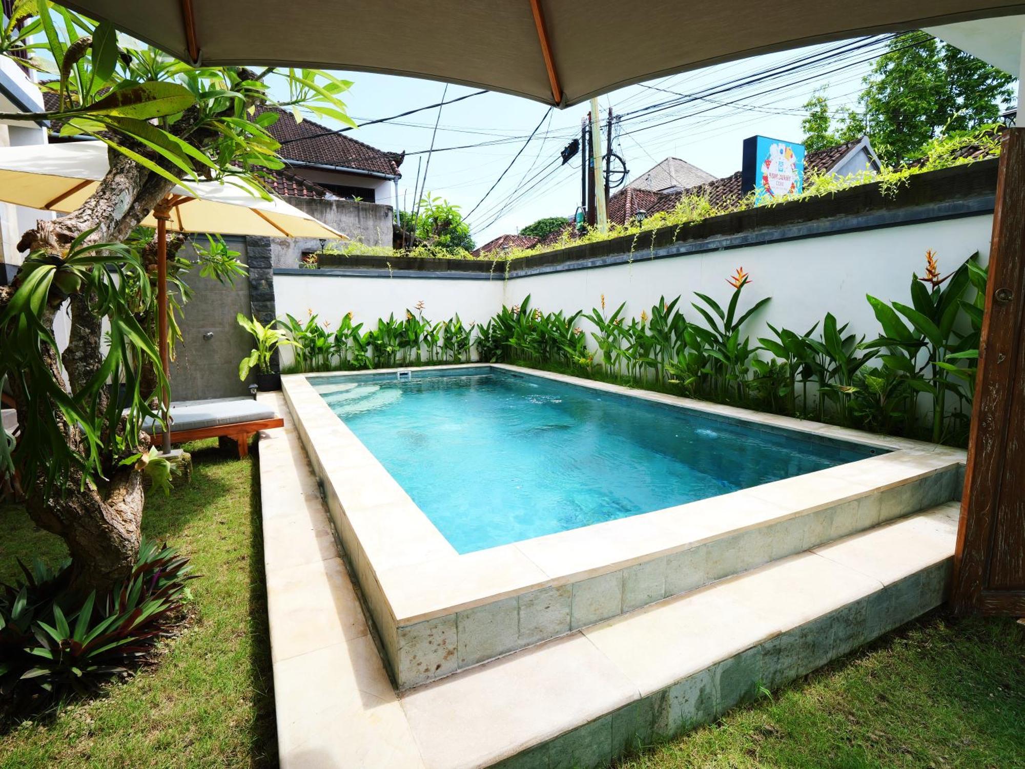 Ken Ken Guest House Seminyak Esterno foto