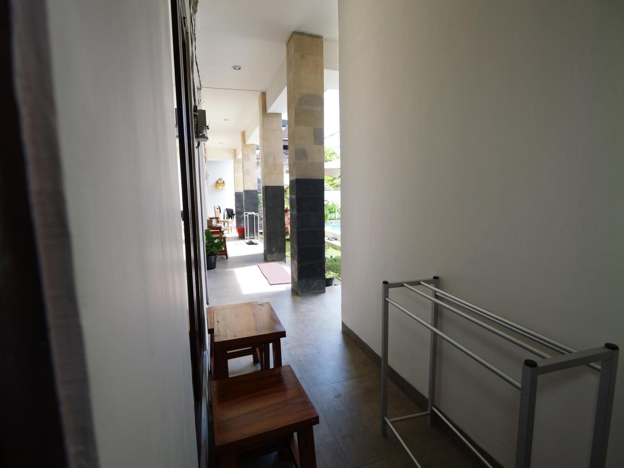 Ken Ken Guest House Seminyak Esterno foto