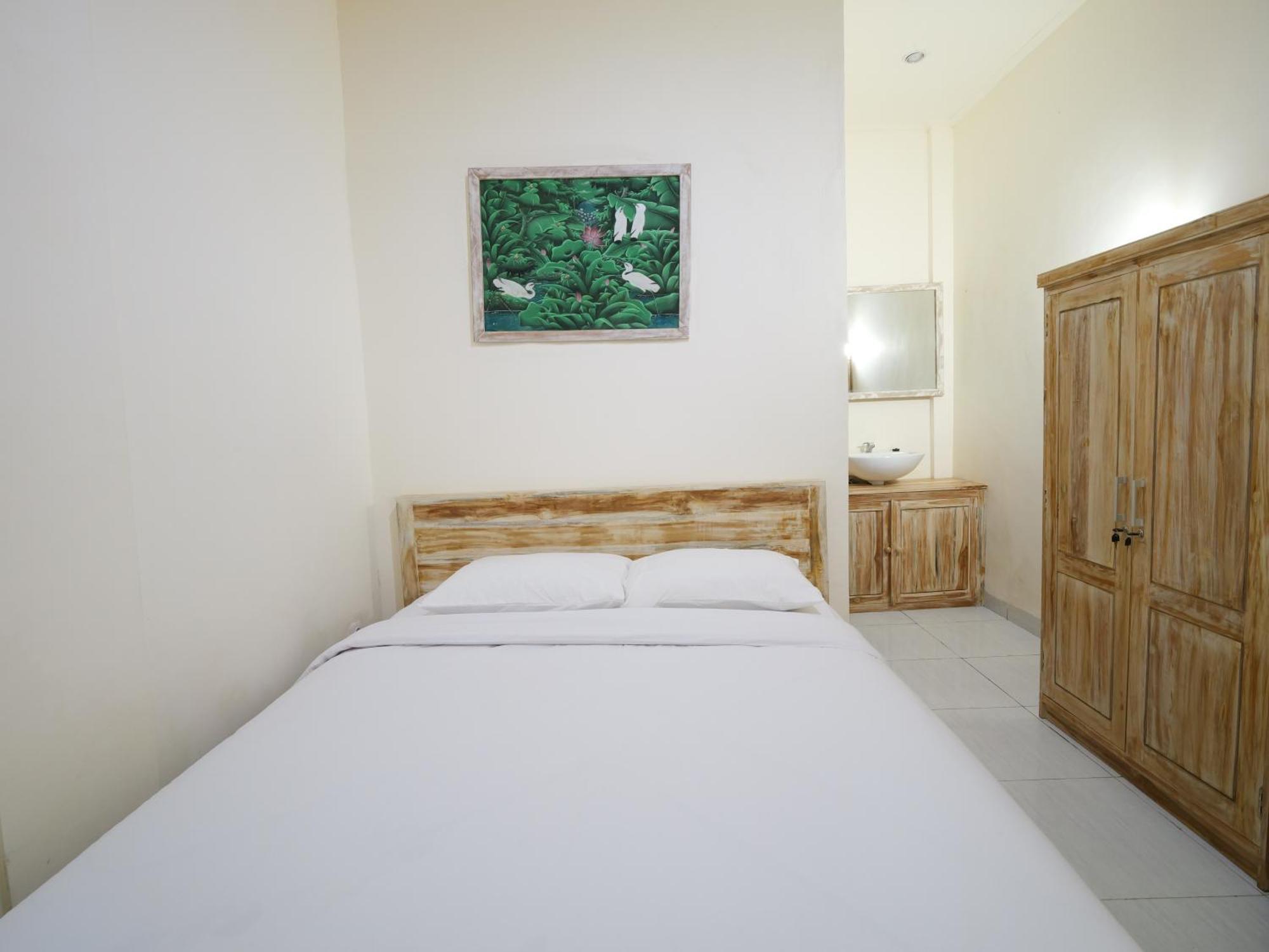 Ken Ken Guest House Seminyak Esterno foto