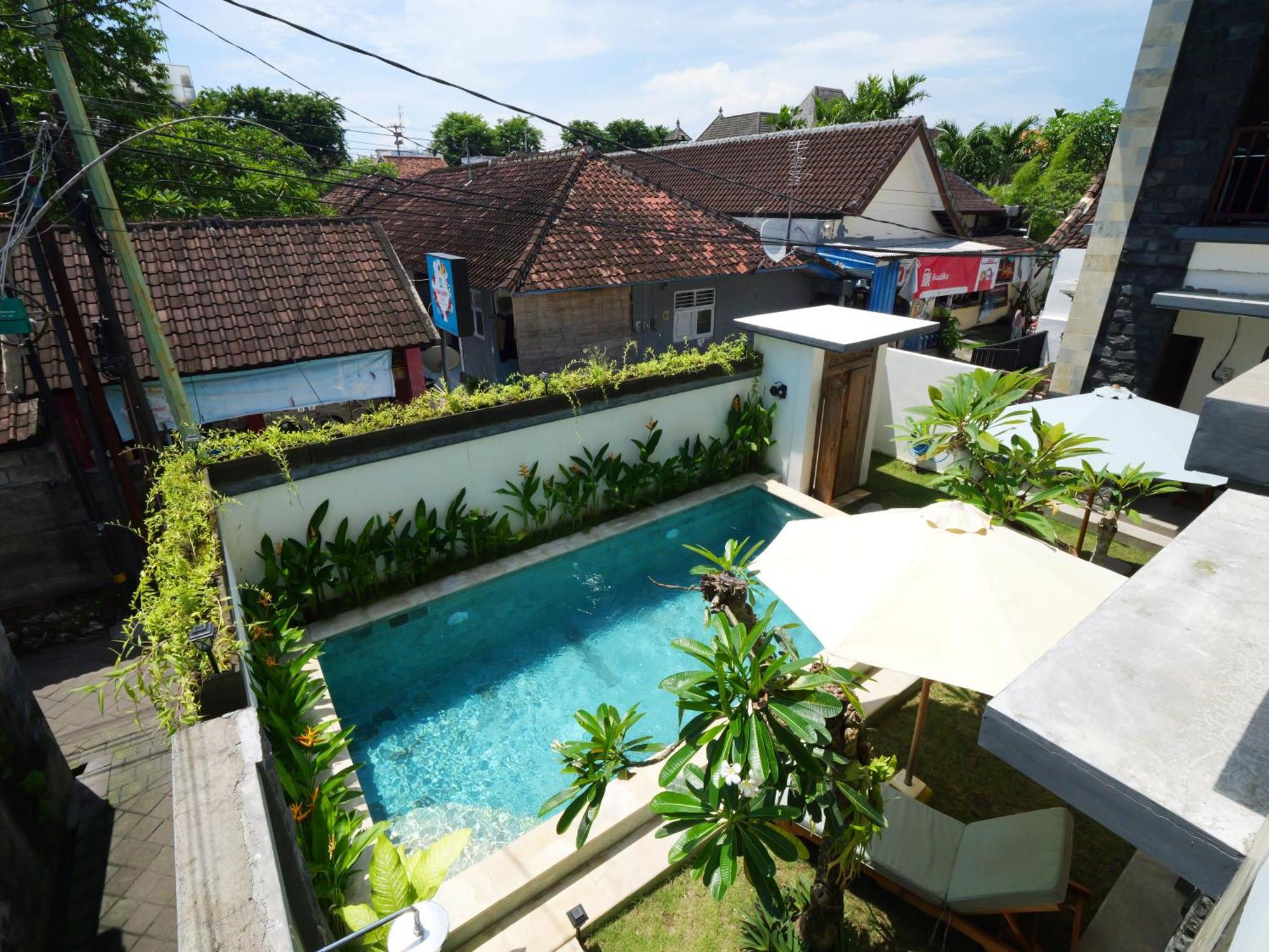 Ken Ken Guest House Seminyak Esterno foto
